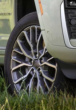 2026 Jeep Grand Cherokee & L in Cornwall, ON